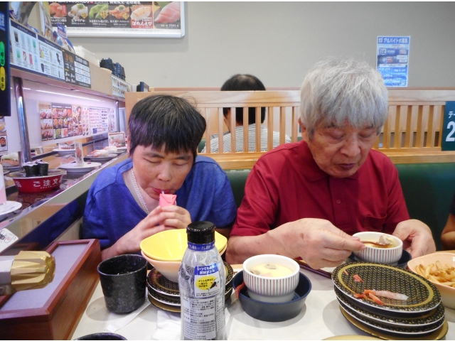 私たちは寿司がいいなあ