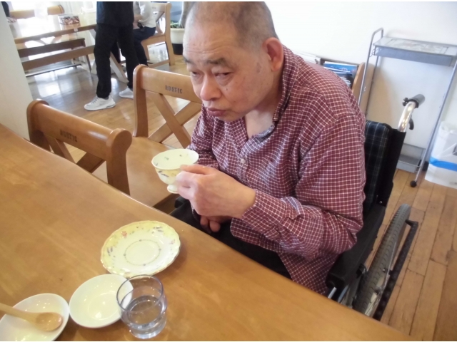 ひなまつりのお楽しみ・・・
もう食べ終わっちゃった！