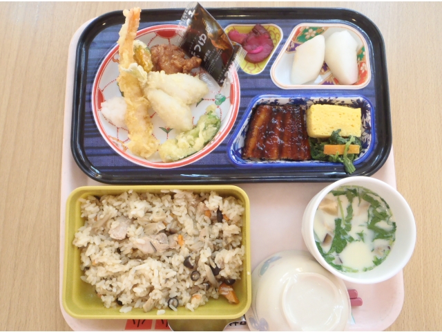 実行委員会考案　　　　　　　　　　　　「半田の里まつり弁当」🍱