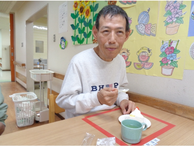 ケーキ、美味しいね。