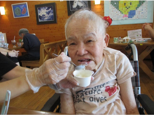 美味しい、美味しいジェラートです♪