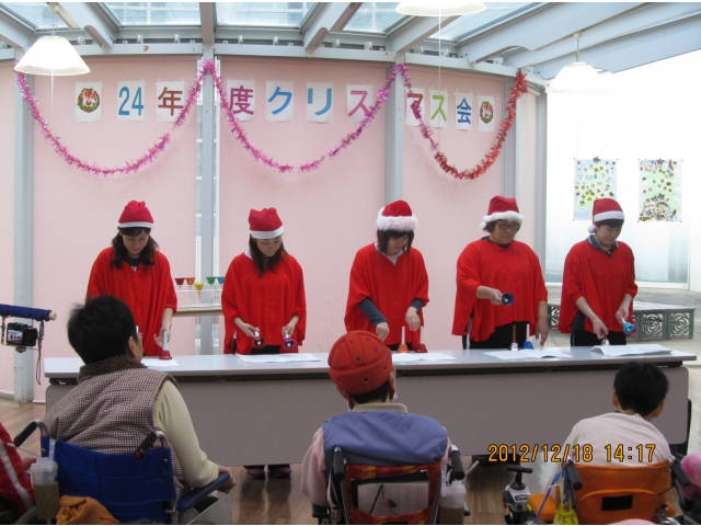 職員さんの真剣な表情！