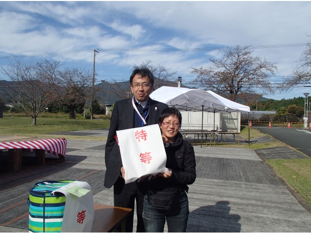 お楽しみ抽選会で利用者ご家族様に特賞があたりました！