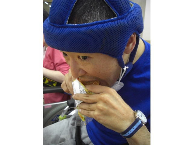 モグモグモグ(美味しいです)