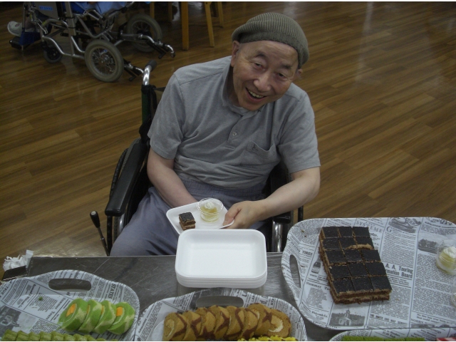 笑いが止まらんわい(笑)