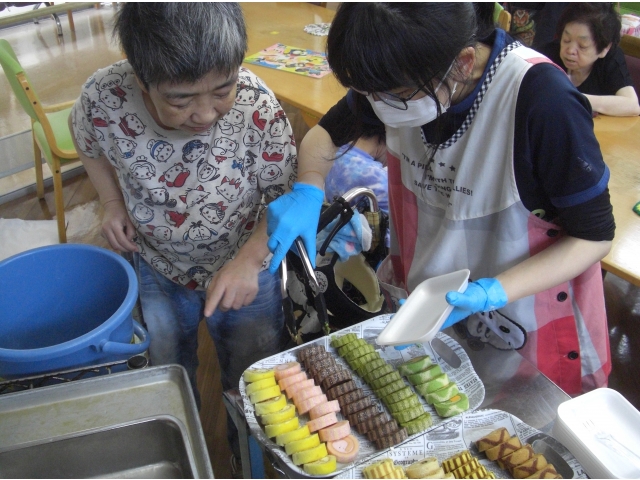 そっちの貰おうかしら