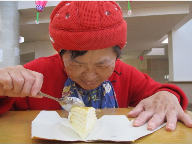 丸いところから食べる派！