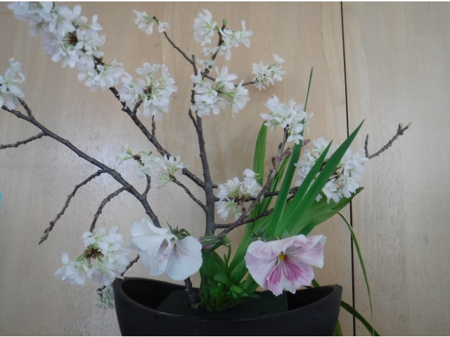 指導員のセンスある生け花