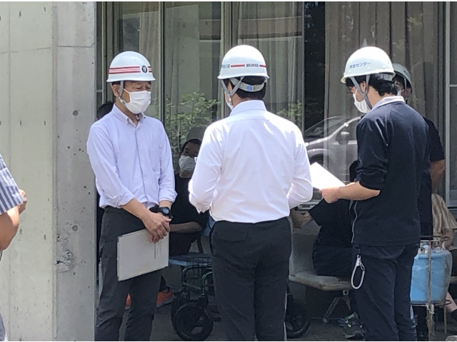 隊長への報告。無事完了しました！