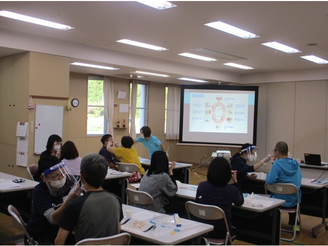 実技を交えて……