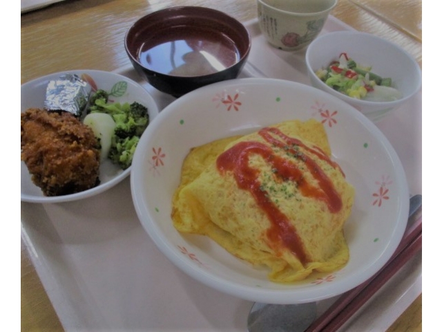 オムライスやフライドチキン