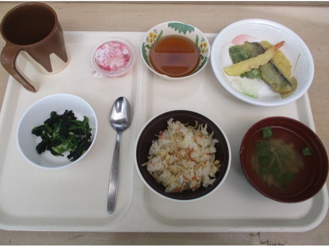 本日の行事食🥄