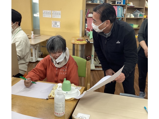 はて？この絵は何でしょう。