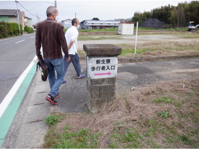 ⑤帰りもバスで移動⑥下車して、寮の入り口まで、あと少し