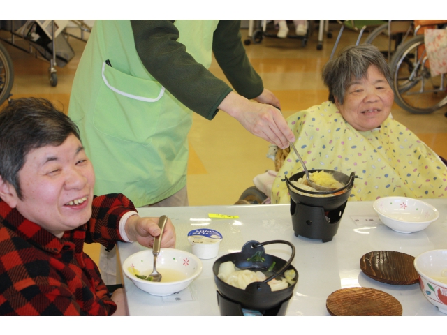 はじける笑顔