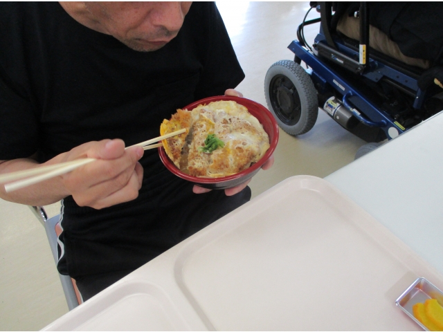 かつ丼