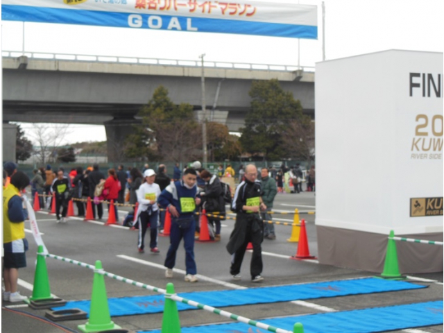 見事、ゴールテープをきりました！！