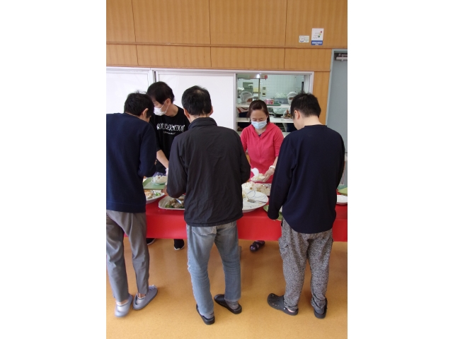 何を食べようかな～♪