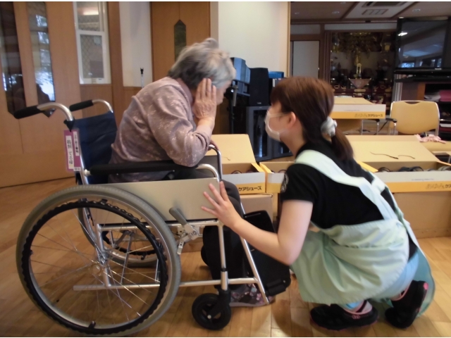 靴の具合はいかがかしら？