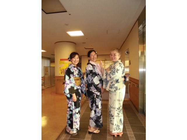 見返り美人三人衆