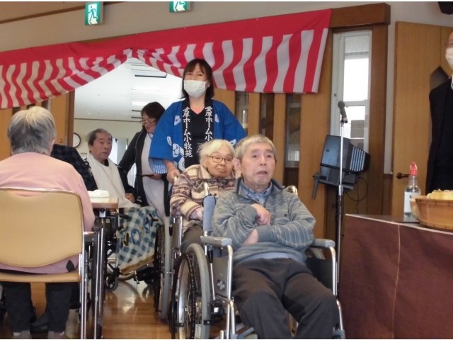 おかわり
順番待ちが待ち遠しい…