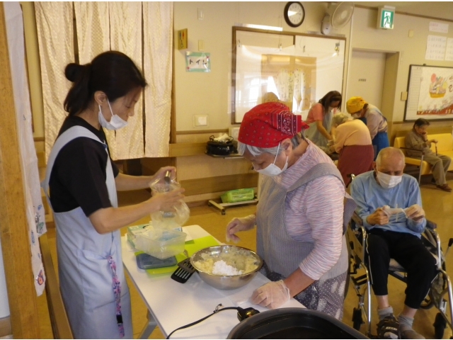 片栗粉を入れます