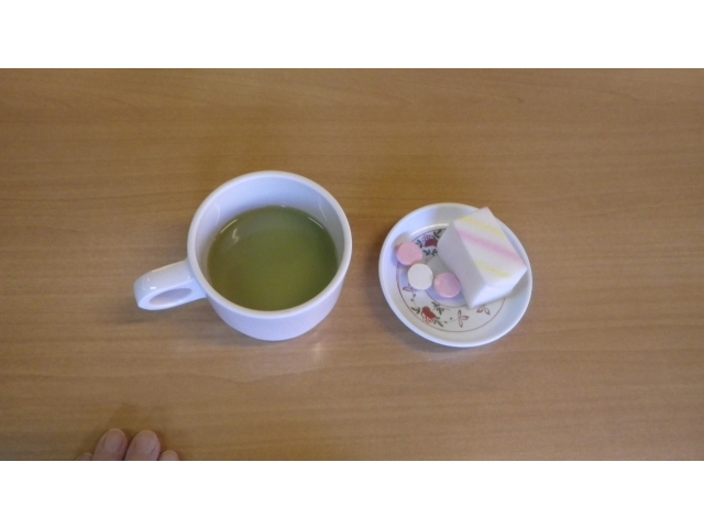 抹茶オレ、わたようかん、二人静