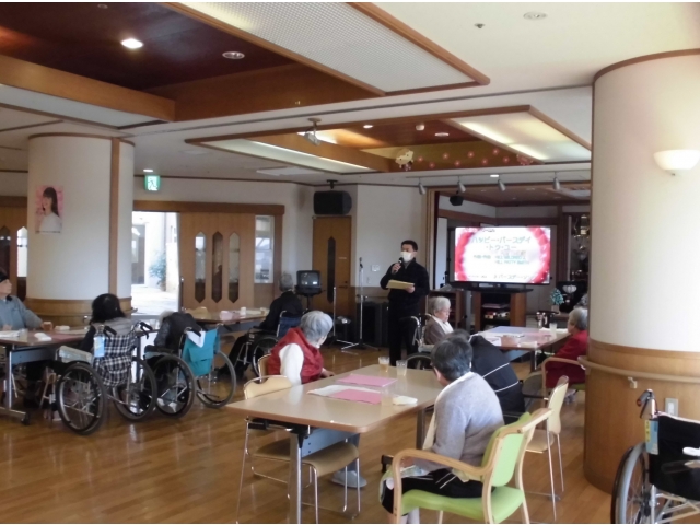 次長より挨拶と乾杯