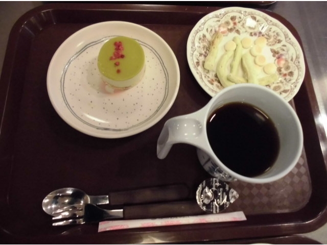 ピスタチオケーキ
