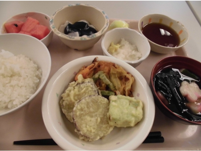 昼食一例