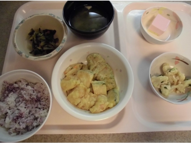 米飯、一口大