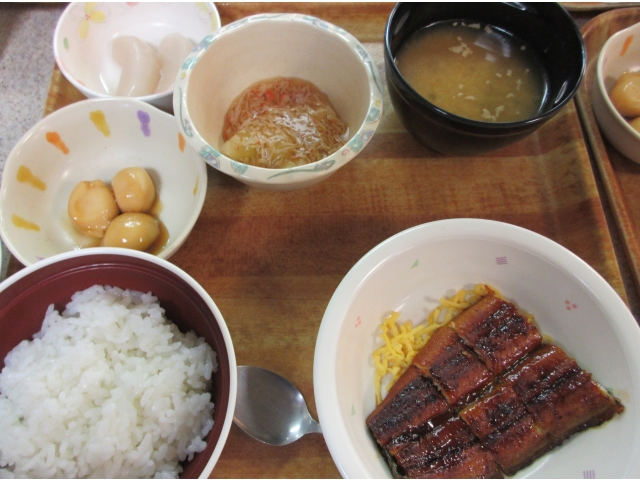 本日の昼食😋
