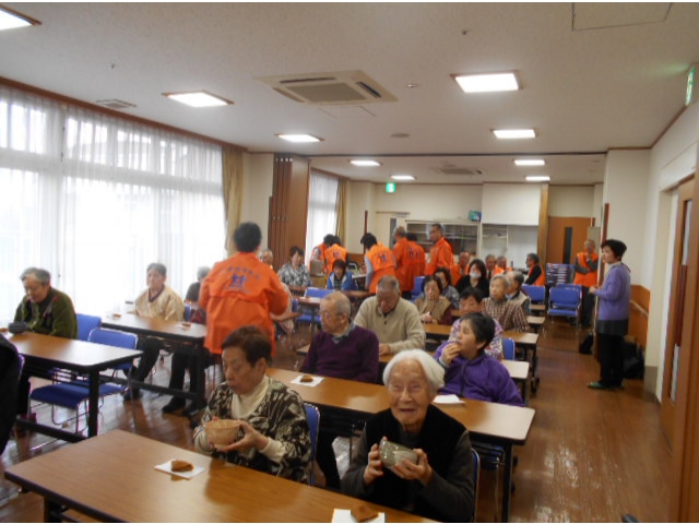 お抹茶とお饅頭の組み合わせは最高です！！