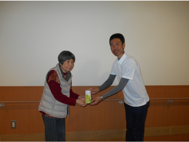 今年初の摘みたてのお茶です