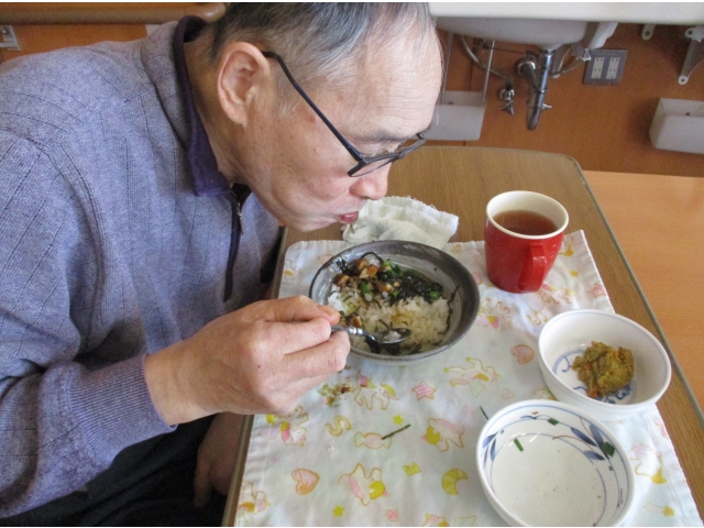 だしをかけて　お茶漬け！