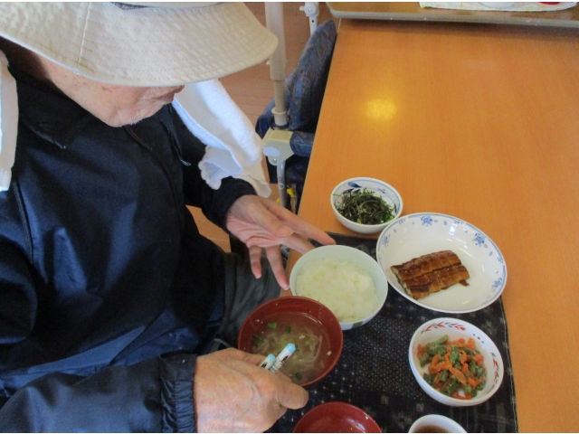 おれは正統派　うな丼だ！