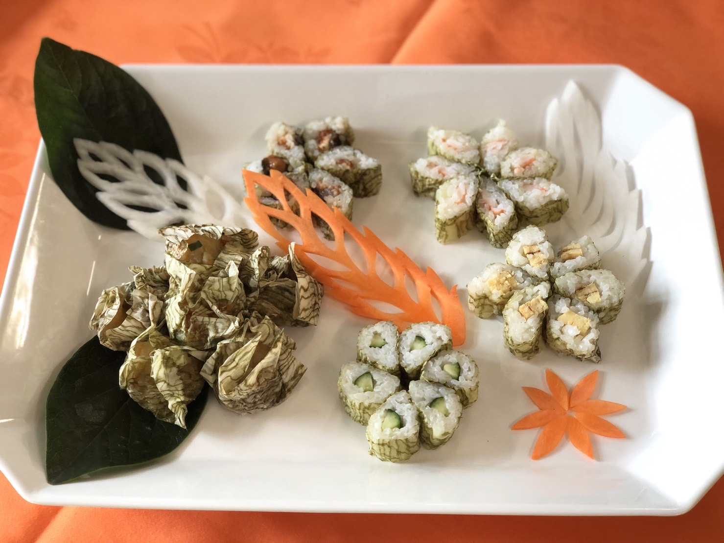 海苔を使わない❓海苔巻き❕❓