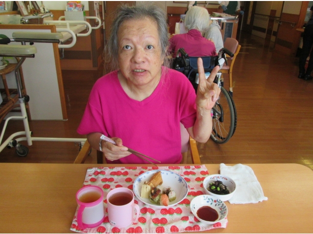 箸がどんどんすすみます🥢