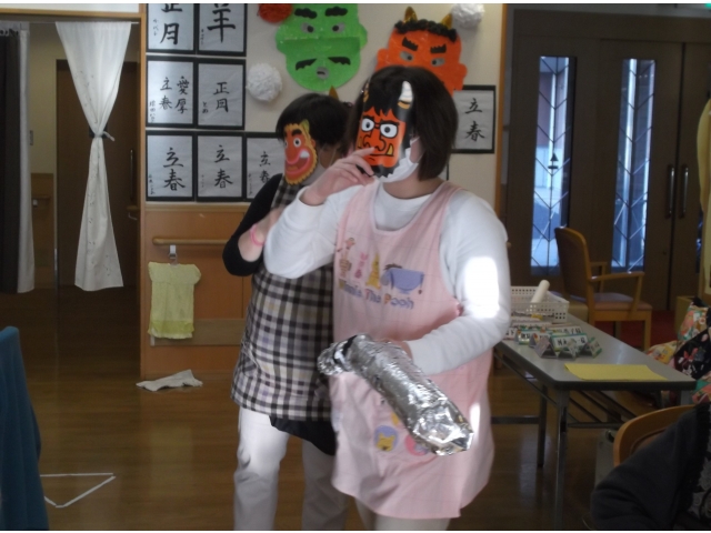 おにがやってきた！「おにはーそと！ふくはーうち！」