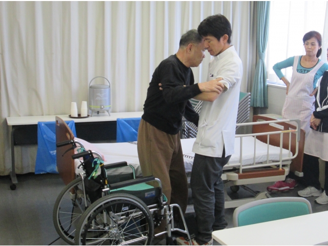 利用者様自身の足の力を使って