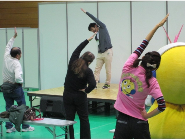 おなかを凹ませますよ