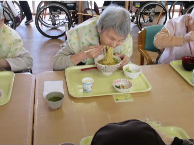 ゆっくり食べてね