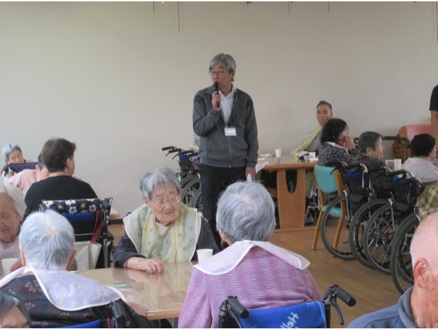 屋外食を開始します