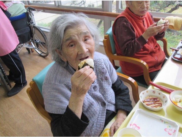 天むすおいしいですよ。