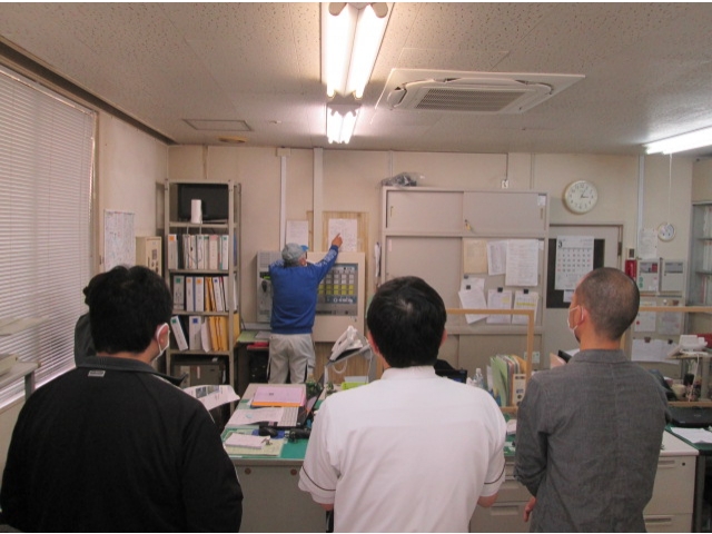 火災報知器の説明を受けました。