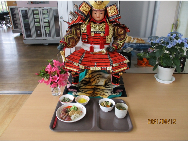 ５月の旬の食材をふんだんに使った美味しいメニューでした。