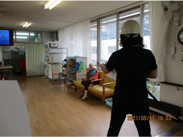 初期消火訓練の開始です。