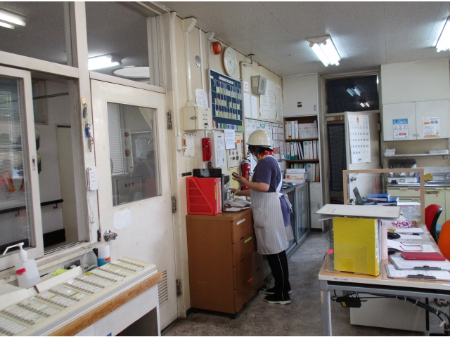 訓練と前置き後、避難を呼びかける放送を入れました。