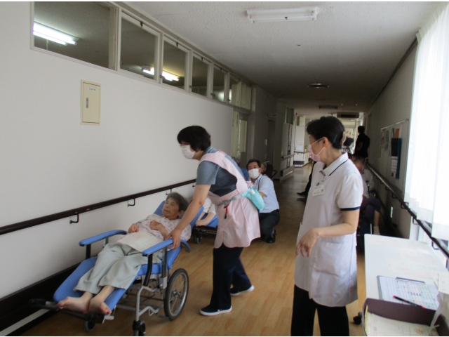 順番は待ちますが慌てず、安全に