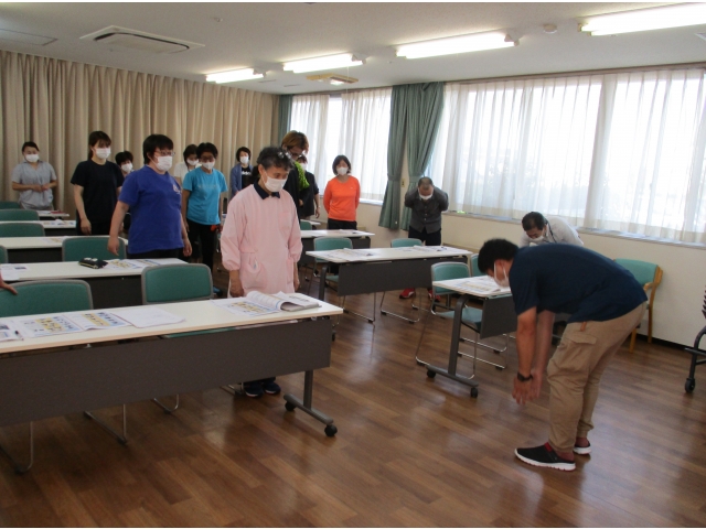 作業療法からは無理のない身体の使いかたについて